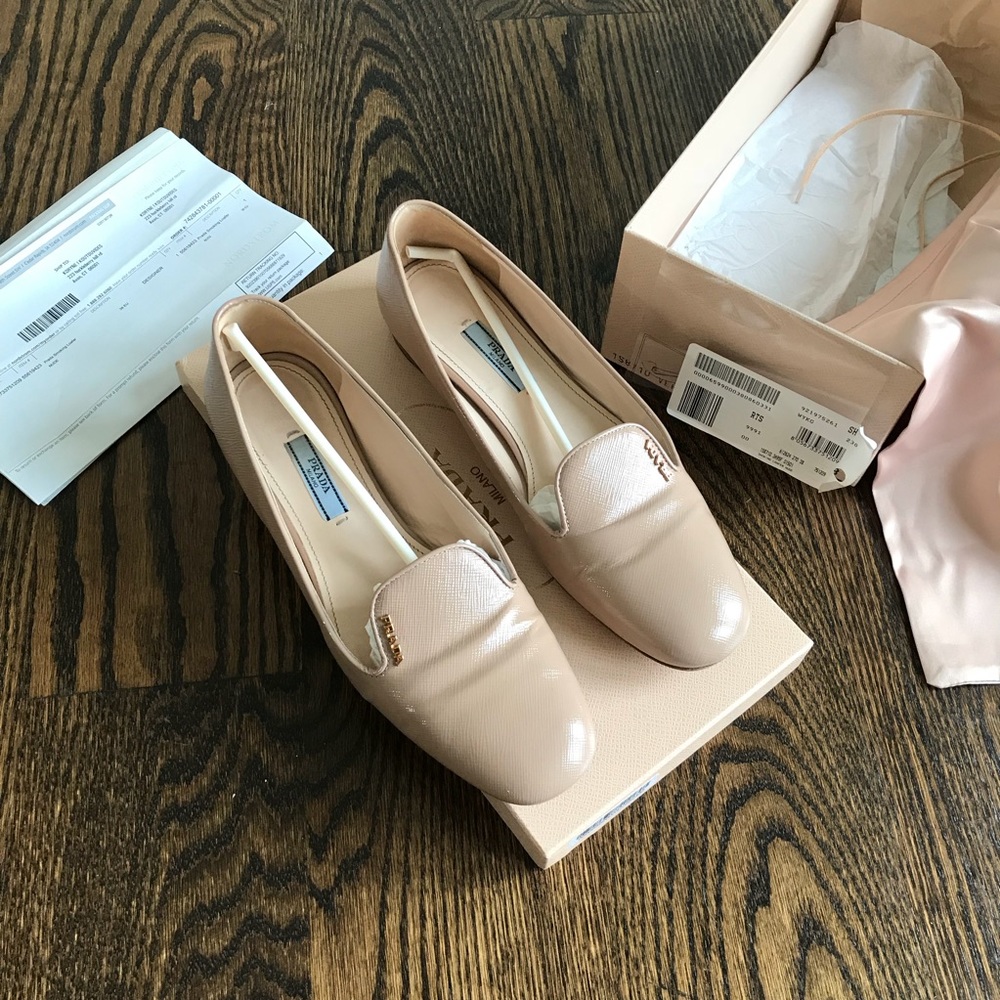 Prada loafer flat shoes 38